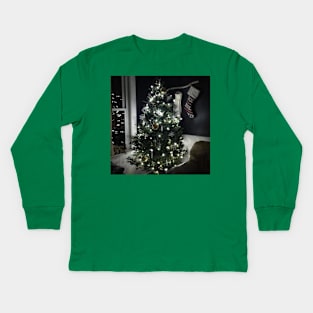 Christmas Tree in the Corner Kids Long Sleeve T-Shirt